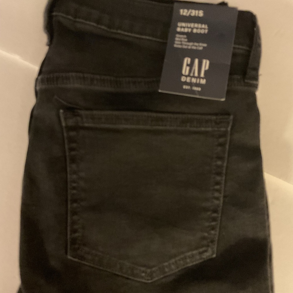 GAP women’s  black baby  Bootcut Jeans